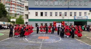 23 Nisan Ulusal Egemenlik ve Çocuk Bayramı Töreni