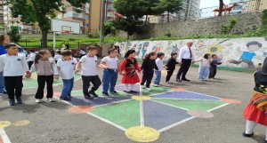 Geleneksel Çocuk Oyunları Şenliği