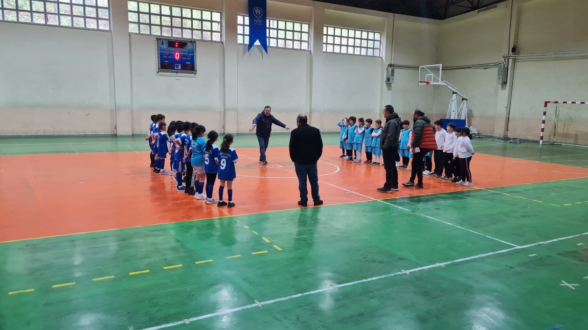 Okulumuz Mendil Kapmaca Takımı İlçe Elemelerinde Mücadele Etti